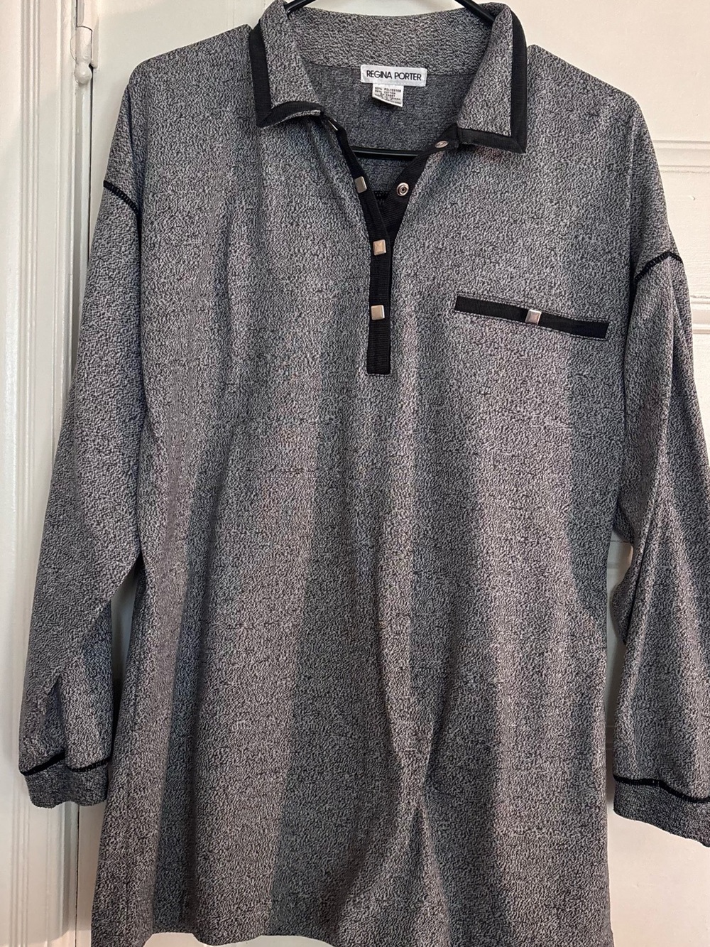 Regina Porter Women's Gray Long-Sleeve Polo Jersey